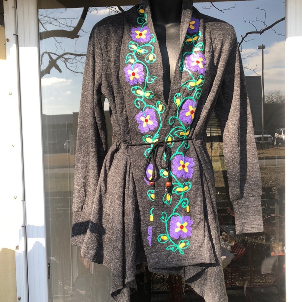 {$15 BUNDLE} YOUNG THREADS Grey Stitched Embroidered Floral Cardigan Sweater(CS)
